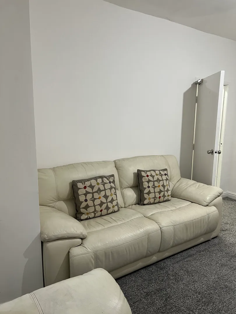 23 Bute Avenue: 7 bedroom student house NG7 1QB - Image 18